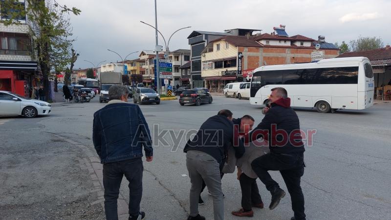 Kavga ihbarına giden polislere sürpriz kutlama