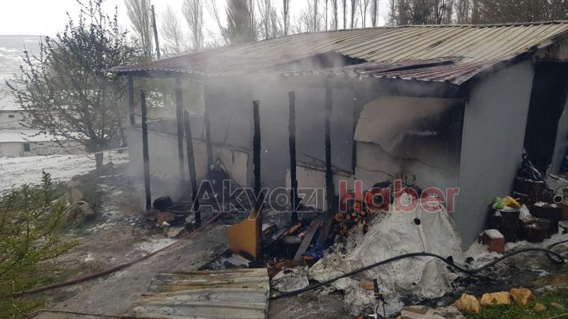 Yangında iki çocuğunu kaybeden babanın acı feryadı