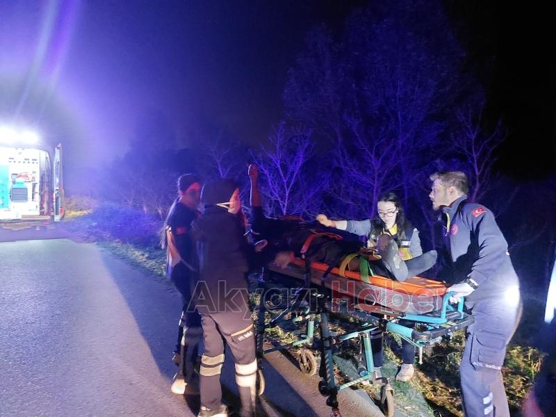 Şarampole uçan araçtan yaralı kurtarıldı, sedyede sigara yaktı