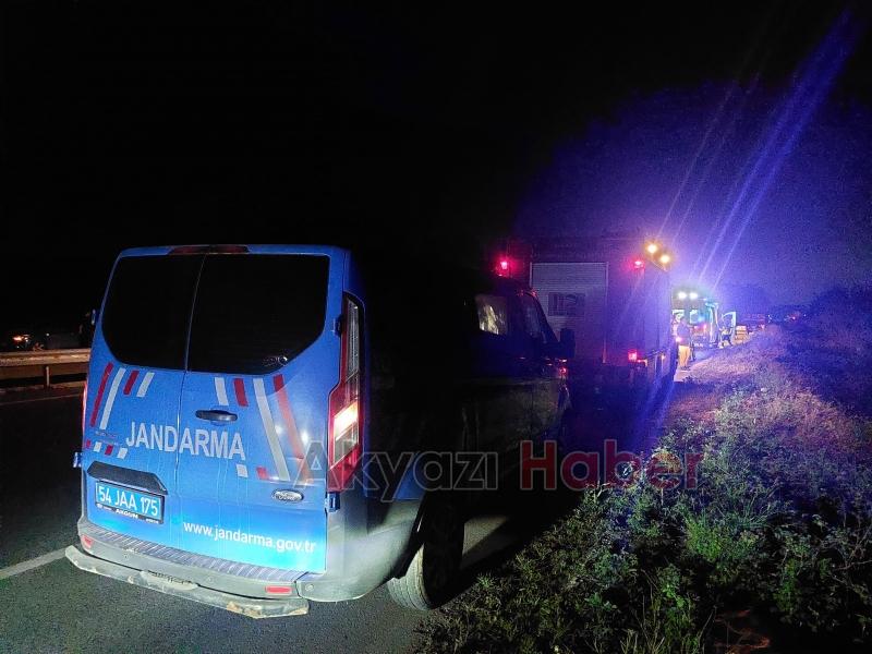 Şarampole uçan araçtan yaralı kurtarıldı, sedyede sigara yaktı