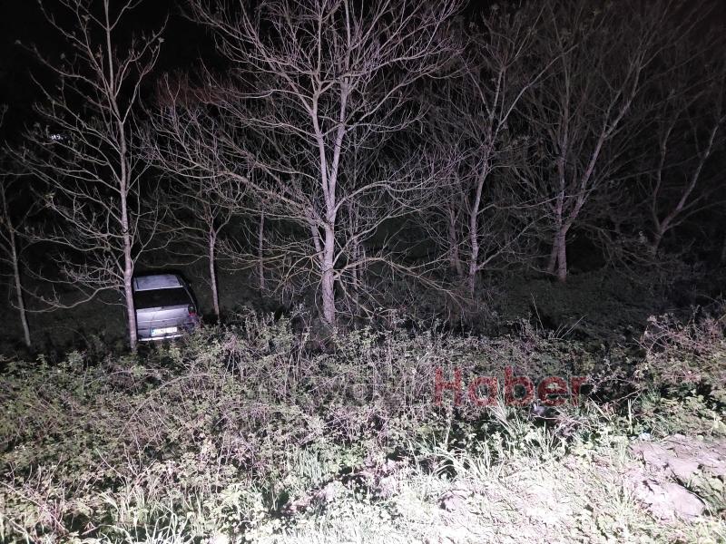 Şarampole uçan araçtan yaralı kurtarıldı, sedyede sigara yaktı