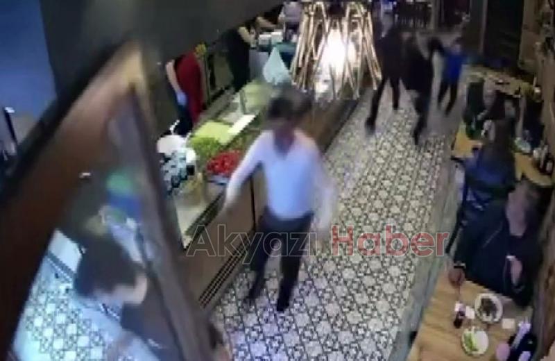 Deprem anında Sakarya'da yaşanan panik  kamerada