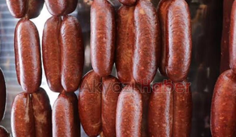 Sucukların içinden çıkanlar şoke etti