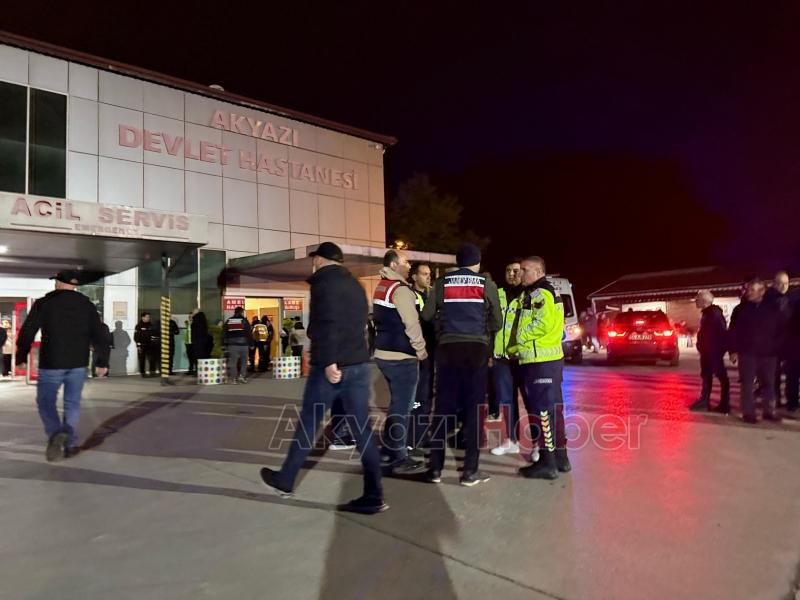 Akyazı'da 2 kişi silahla vuruldu