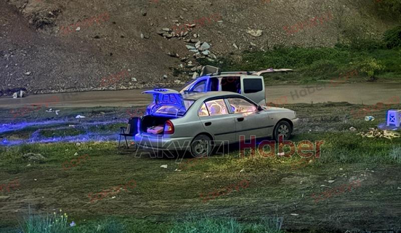 Akyazı'da 2 kişi silahla vuruldu