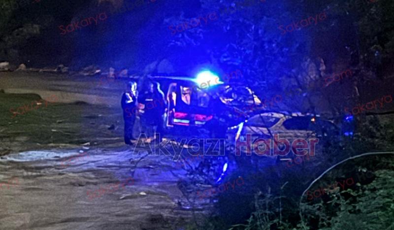 Akyazı'da 2 kişi silahla vuruldu