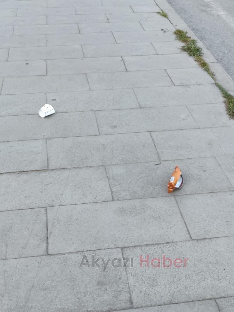 Akyazı SGM Parkı'nda alkol ve çöp tepkisi