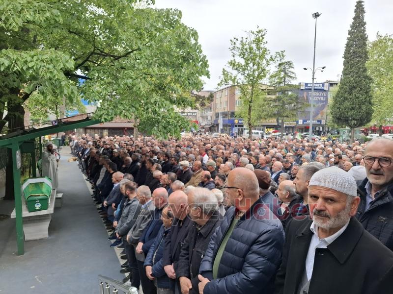 Nuri Bulut Dualarla Toprağa Verildi.