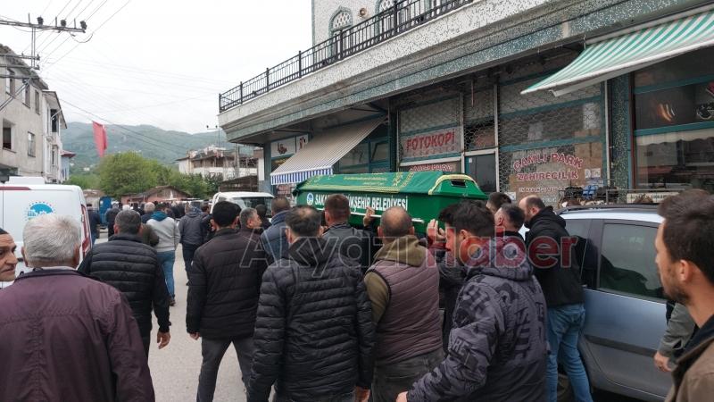 Silahla yaraladığı damadı tarafından bıçaklanan  kayınpeder toprağa verildi