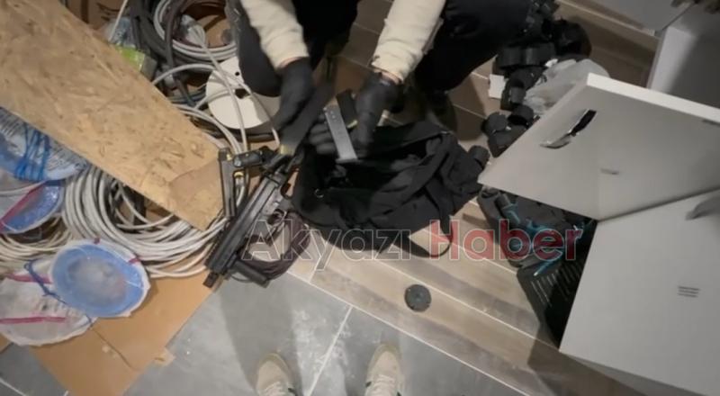 Ruhsatsız silahlarla yakalandılar
