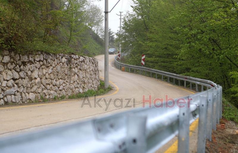 Uçurum Kenarlarına Güvenlik Duvarı: Büyükşehir'den Taşyatak'a Çelik Bariyer Uygulaması