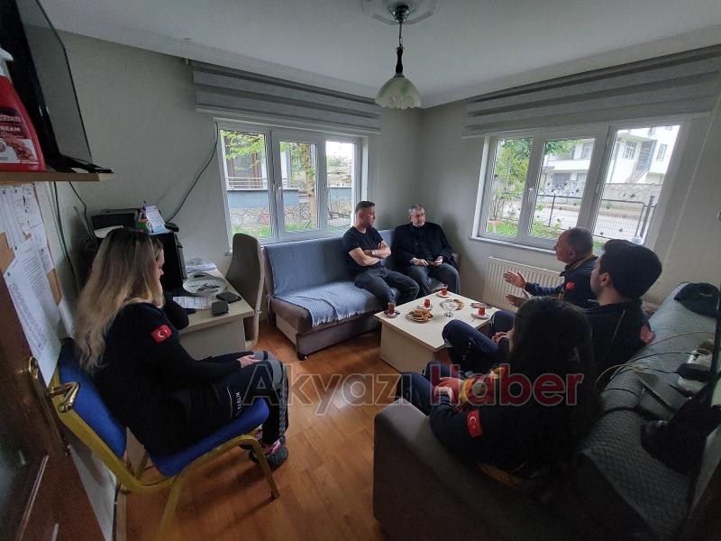 Recep Yıldırım dan 112 personeline ziyaret