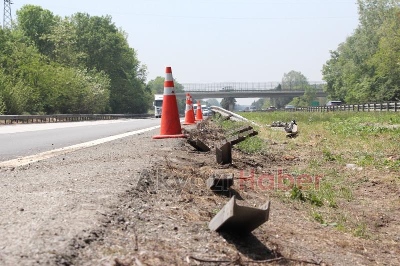 Otoyolun Akyazı kesiminde kaza