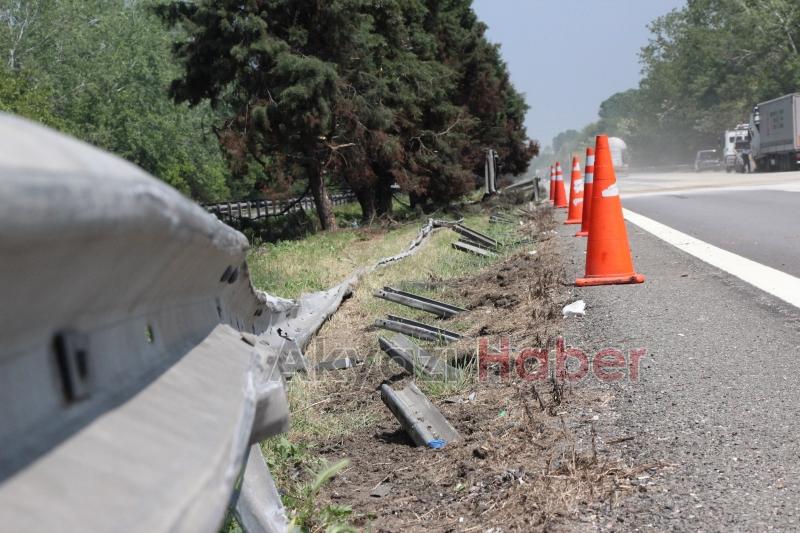 Otoyolun Akyazı kesiminde kaza