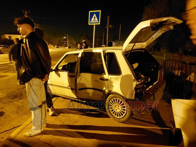 Pazarköy de U Dönüşü Kazaya Neden Oldu 2 Yaralı