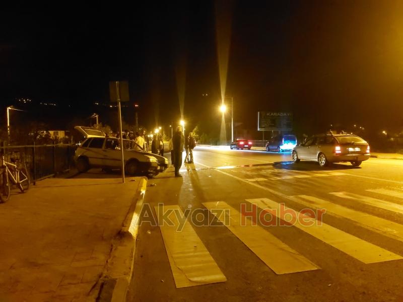 Pazarköy de U Dönüşü Kazaya Neden Oldu 2 Yaralı