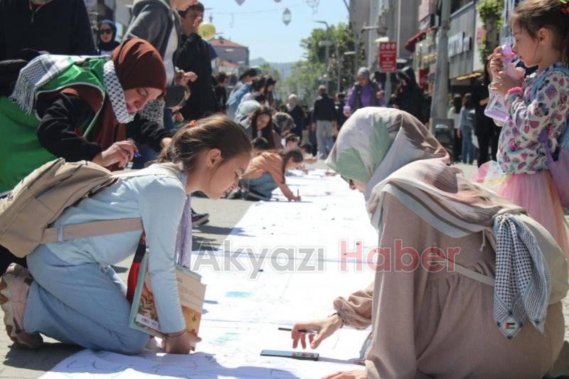 Vicdanın sesi Çark Caddesi nden yükseldi Gazze yalnız değil