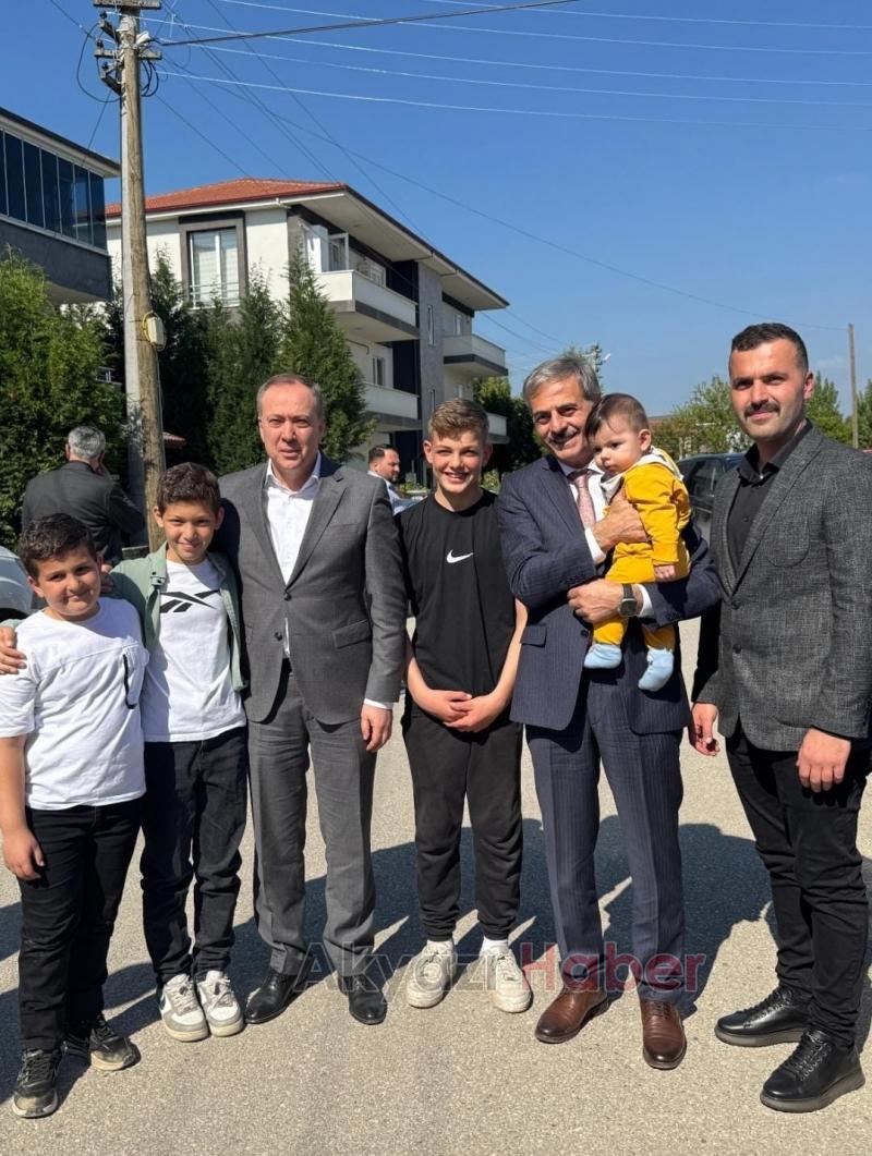 Yusuf Alemdar Akyazı’nın merkeziyle birlikte altyapısını yenileyeceğiz