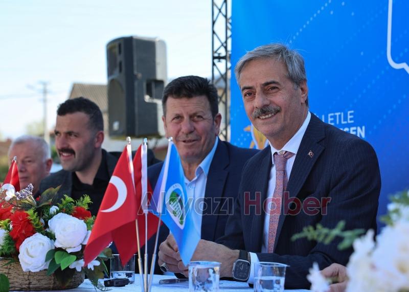 Yusuf Alemdar Akyazı’nın merkeziyle birlikte altyapısını yenileyeceğiz