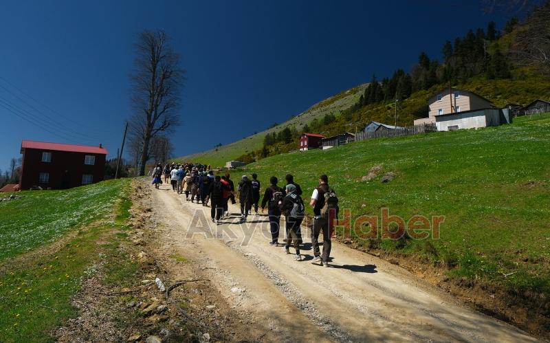 Doğa yürüyüşlerinde rota bu kez Dikmen Yaylası’ydı