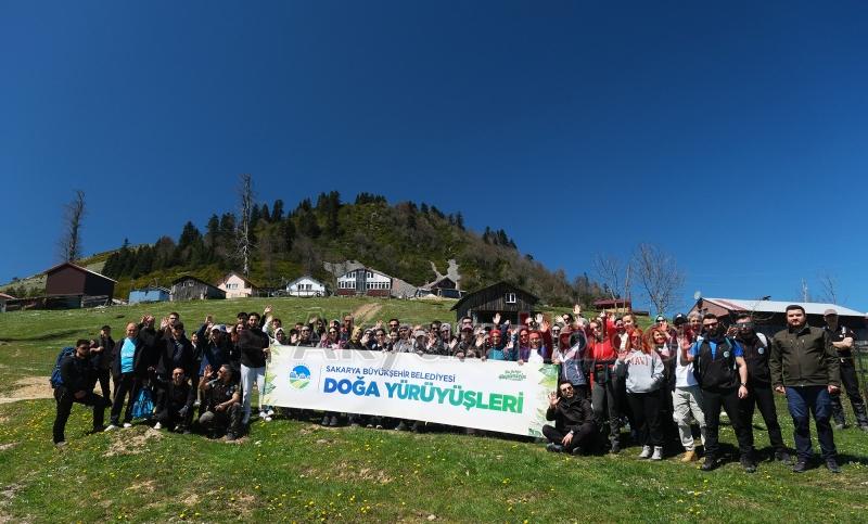 Doğa yürüyüşlerinde rota bu kez Dikmen Yaylası’ydı