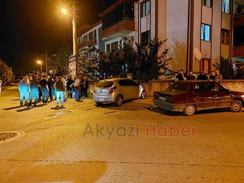 Bir sürücü yaralandı, Diğer araçtan iki kişi kayıplara karıştı