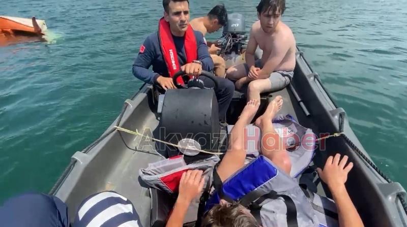 Sapanca Gölü'nde faciadan dönüldü, 3 genci jandarma bot timi kurtardı