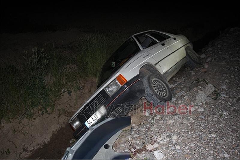 Ehliyetsiz gencin panik kaçışı kazayla bitti