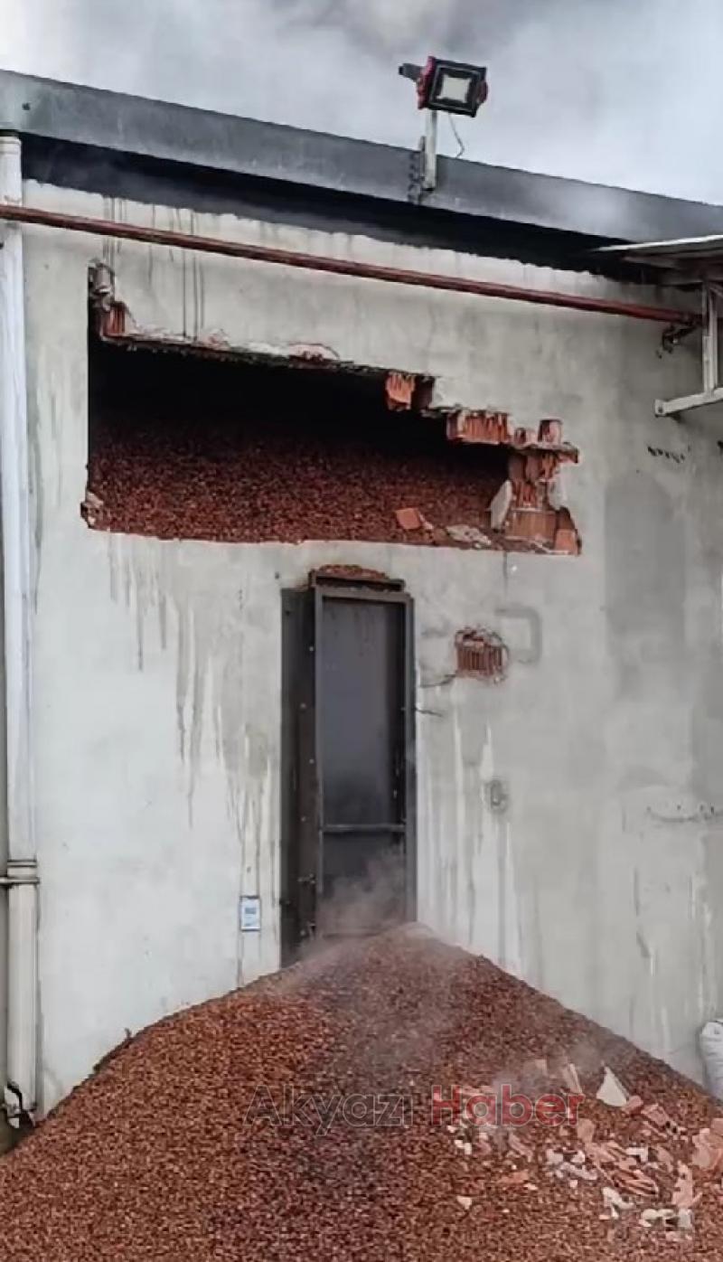 Karasu'da fındık fabrikası alev alev yandı