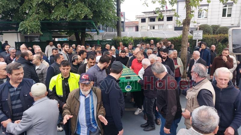 Evinde ölü bulunmuştu, dualarla toprağa verildi
