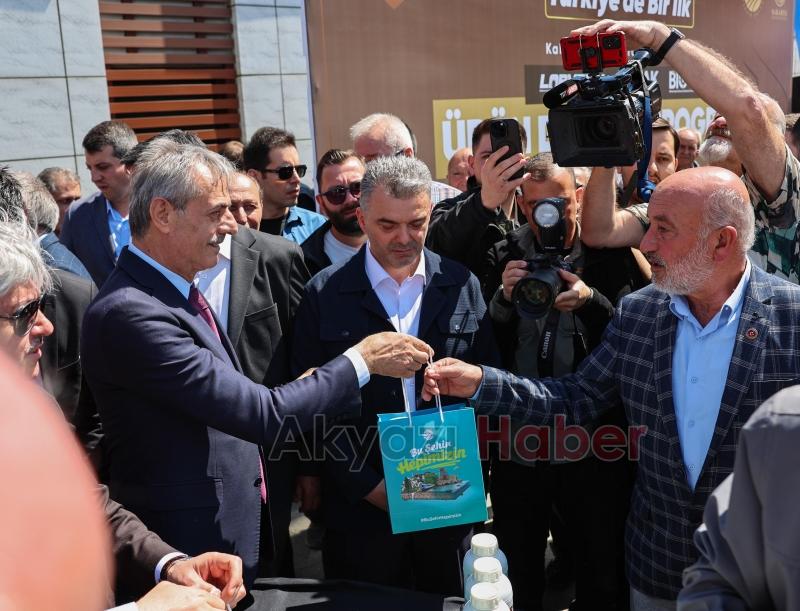 Kahverengi kokarcayı bitirecek yerli tuzak çiftçilere dağıtıldı