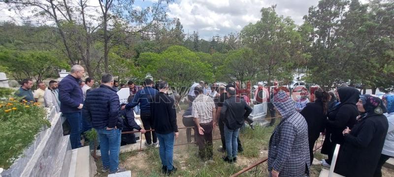 Madanoğlu İlkokulu Müdürü Bülent Gündüz toprağa verildi