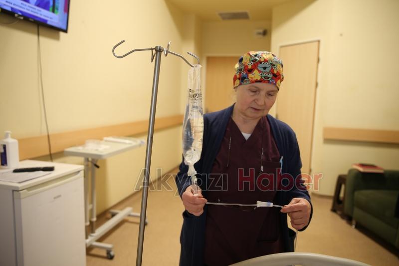 10 yıl önce emekli olmaya hak kazandı ama mesleğinden kopamıyor