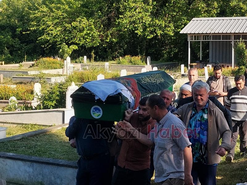 Mübeyyen Öztürk e Gözyaşları ve Dualarla Veda
