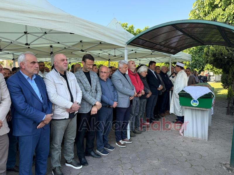 Mübeyyen Öztürk e Gözyaşları ve Dualarla Veda