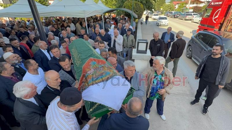 Mübeyyen Öztürk e Gözyaşları ve Dualarla Veda