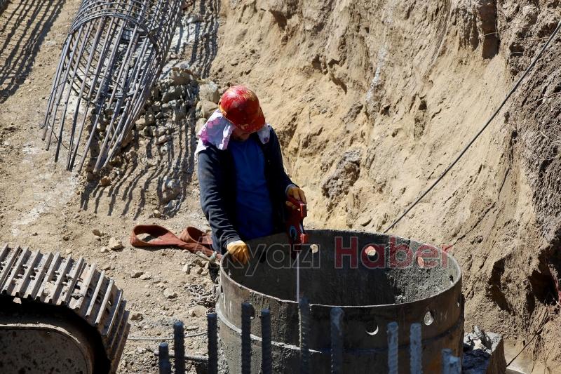 Akyazı Yeniorman’da yeni köprü yapımı başladı
