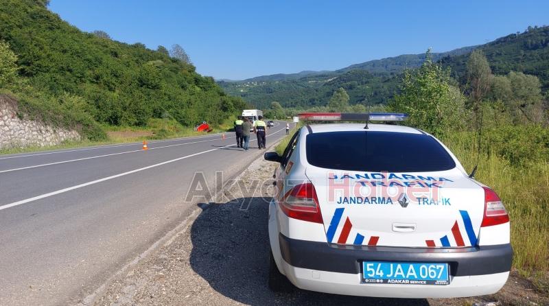 D-140'da takla atan otomobildeki 4 kişi yaralandı