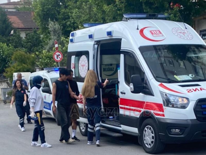 Sinirden camı yumrukladı kanlar içinde kaldı