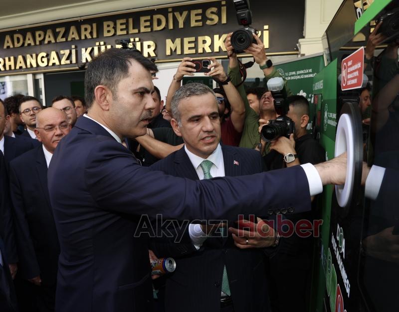 Sakarya'da 1,5 ayda geri dönüşüm makinelerine atılan şişe sayısı şaşırttı