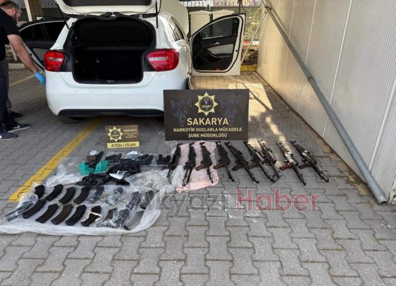 Polis memurunun kiraladığı araçtan uzun namlulu silahlar çıktı