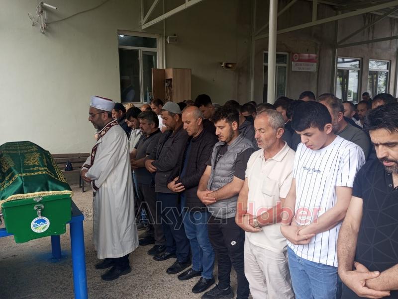 Eşi ile kaza yapan sürücü toprağa verildi