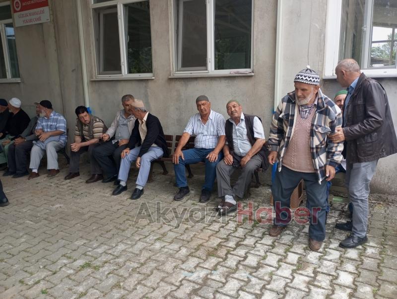 Eşi ile kaza yapan sürücü toprağa verildi