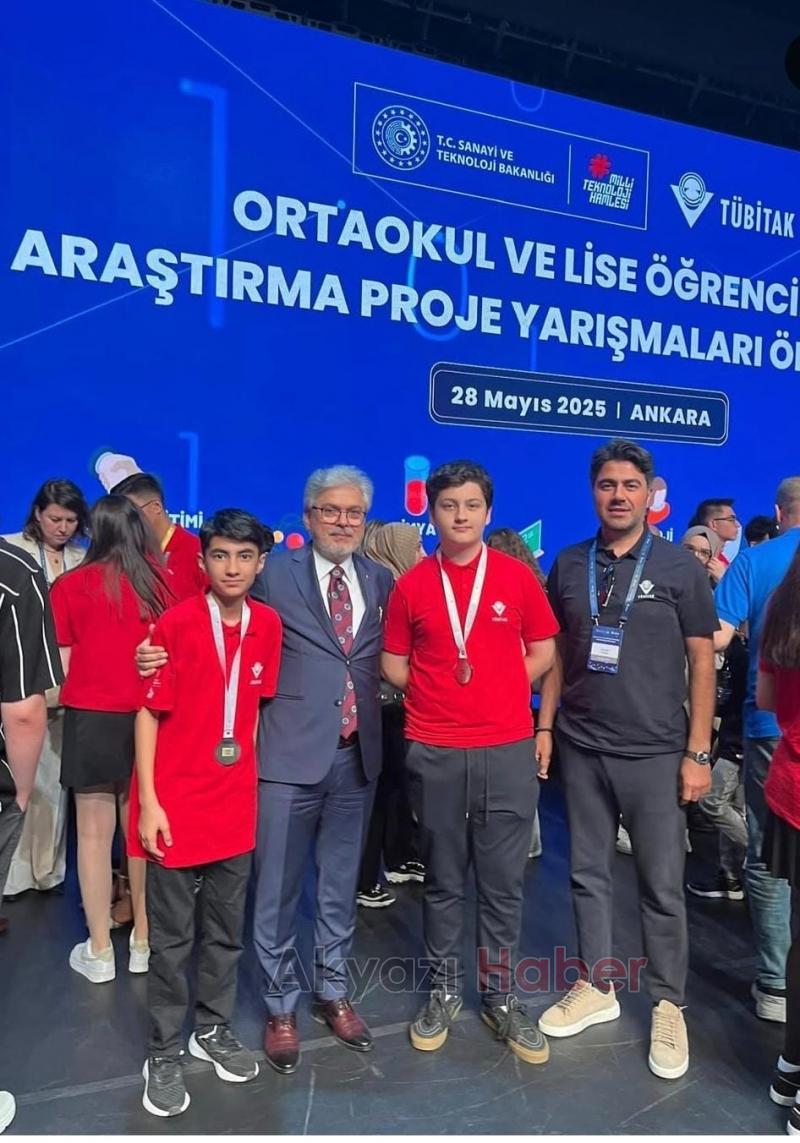 TÜBİTAK Yarışması'nda Türkiye ikincisi oldular