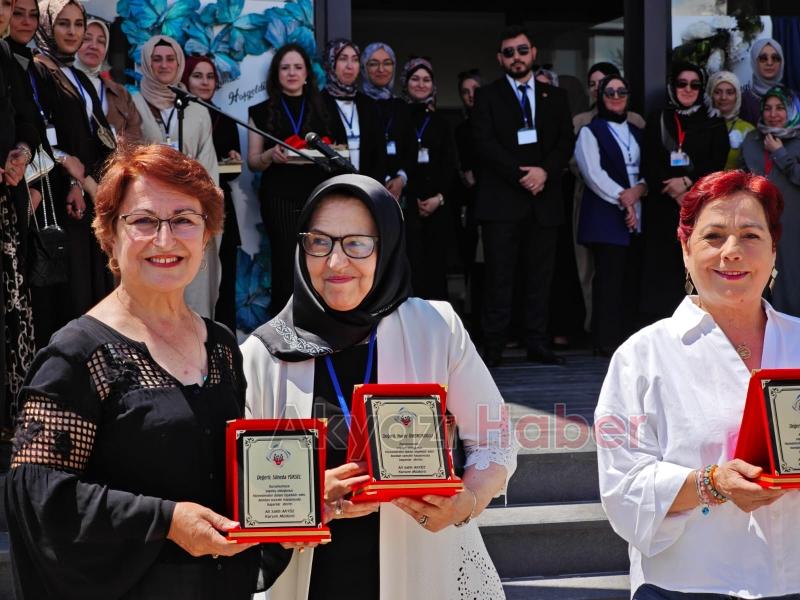 Kadın Gücü ve Sanatın Buluşması Akyazı HEM de Anlamlı Sergi