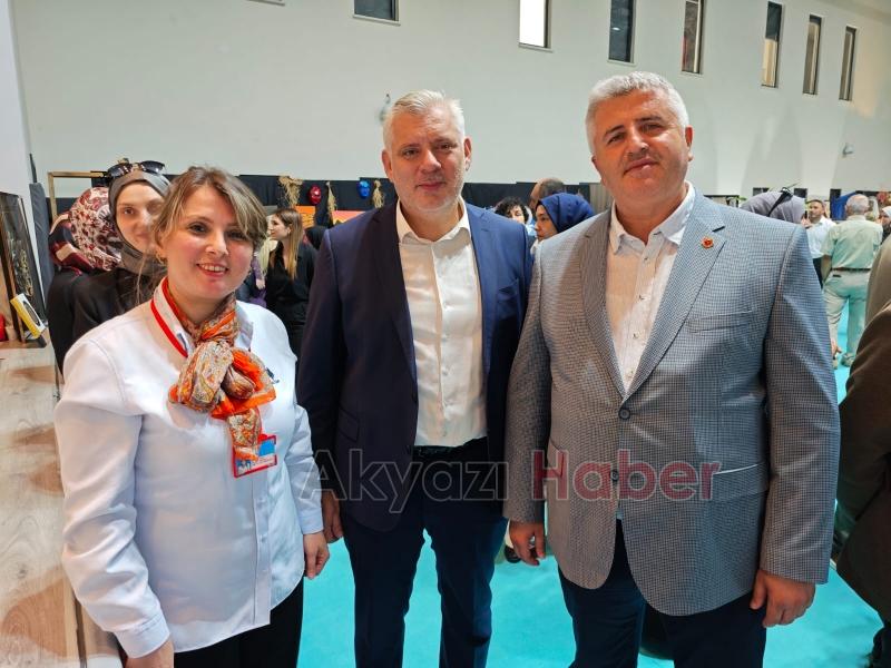 Kadın Gücü ve Sanatın Buluşması Akyazı HEM de Anlamlı Sergi