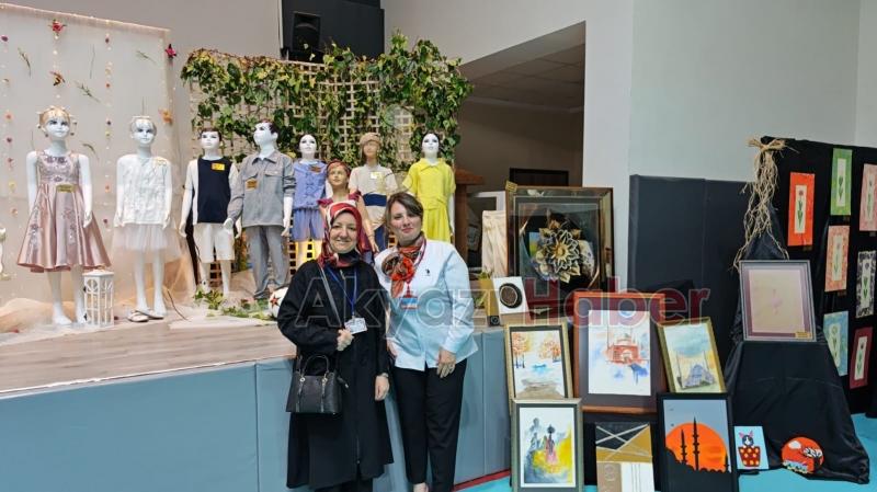 Kadın Gücü ve Sanatın Buluşması Akyazı HEM de Anlamlı Sergi