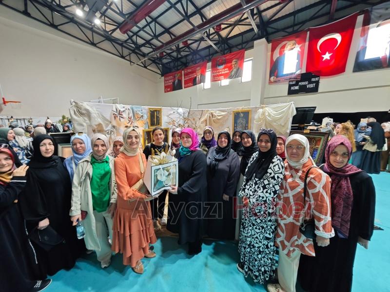 Kadın Gücü ve Sanatın Buluşması Akyazı HEM de Anlamlı Sergi
