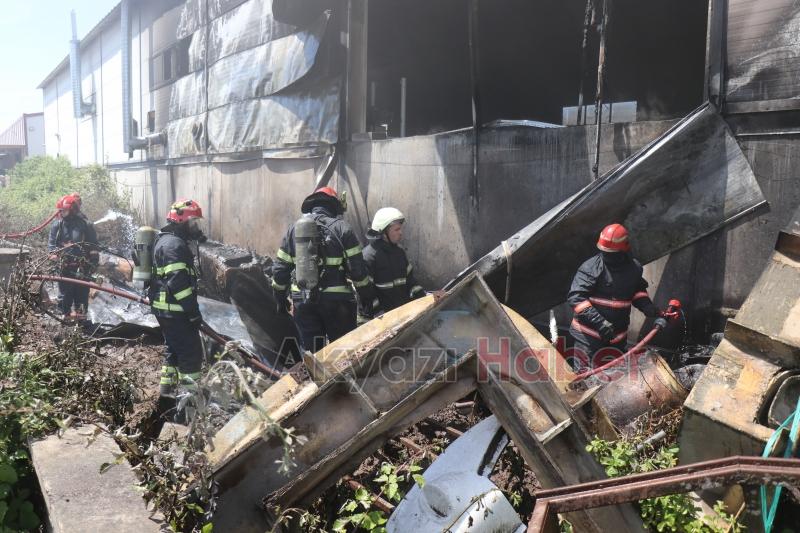 Sakarya'da fabrika yangını