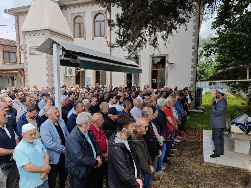 Sündüz Özmen defnedildi